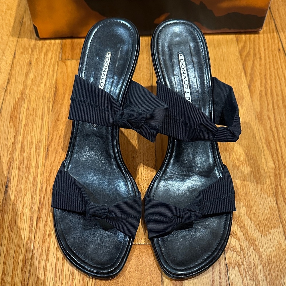 Donald J. Pliner Black Bow Heels